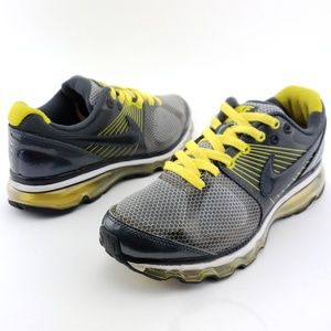 NIKE Air Max 2010 Sz 6Y Wo's 7